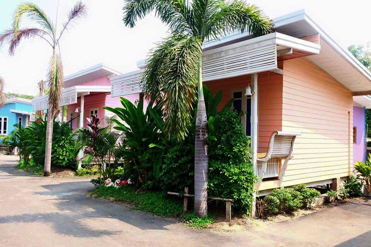 Suphan Wanwarn Resort Szuphanburi Kültér fotó